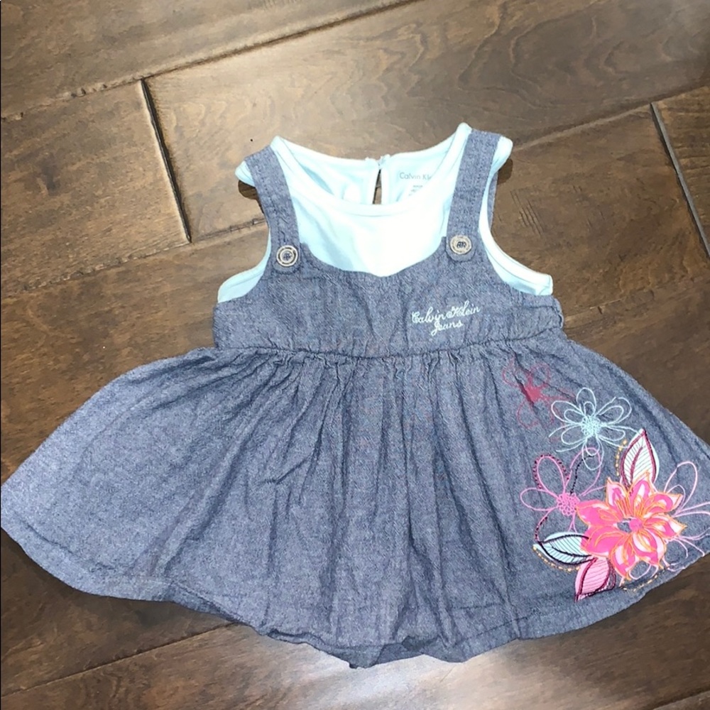 ♥️ NWOT Calvin Klein Chambray Flower 🌺 Dress